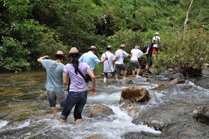 参加户外拓展训练活动必备的小东西