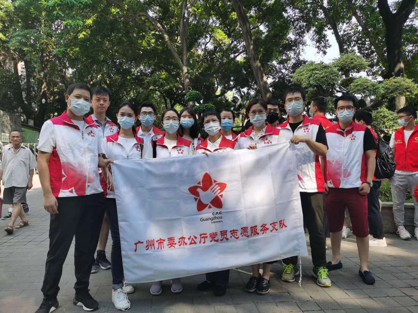 合影.jpg