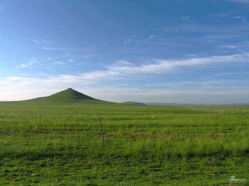 选择在草原去拍摄的;      四,太仆寺旗政府所在地宝昌县以西20公里处