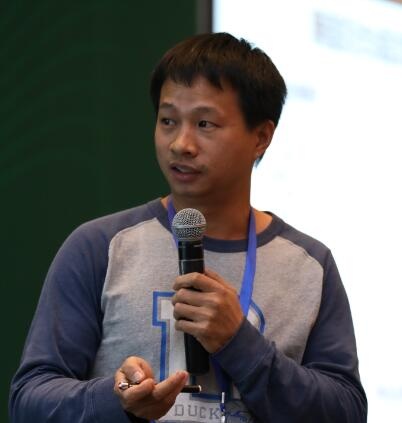 黃火清.jpg