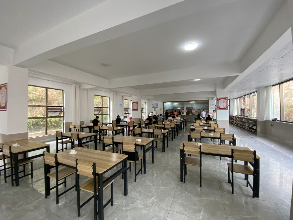 77ab2fda8c4e26e914cfafe40ac9a54.jpg