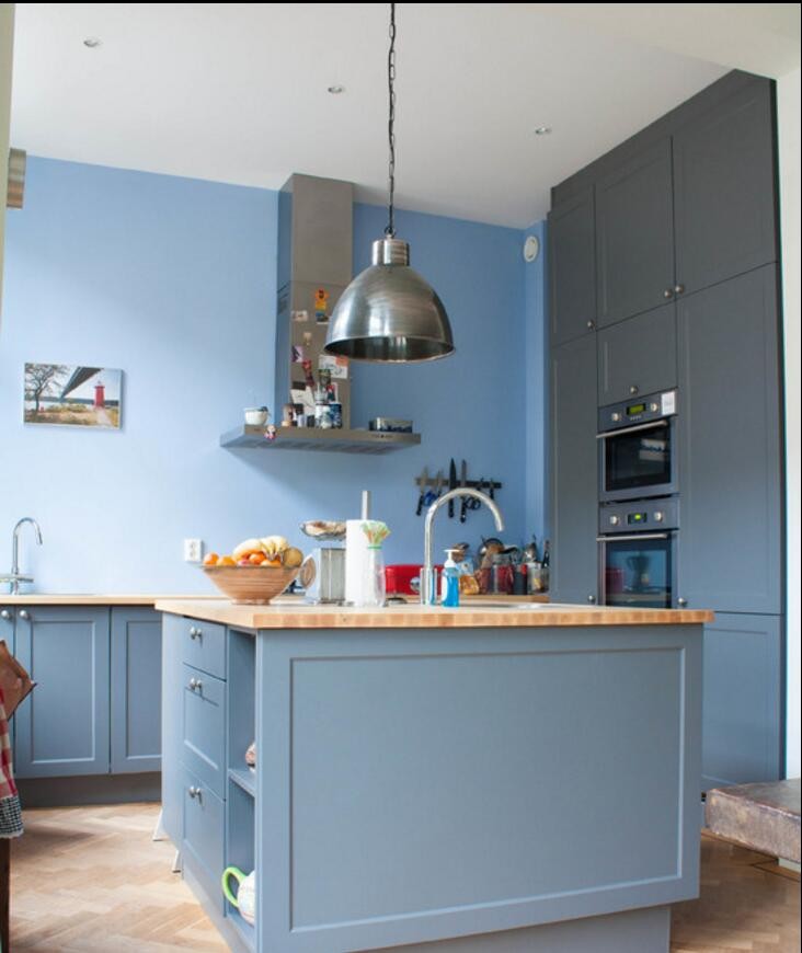 蓝色艺术漆装饰厨房