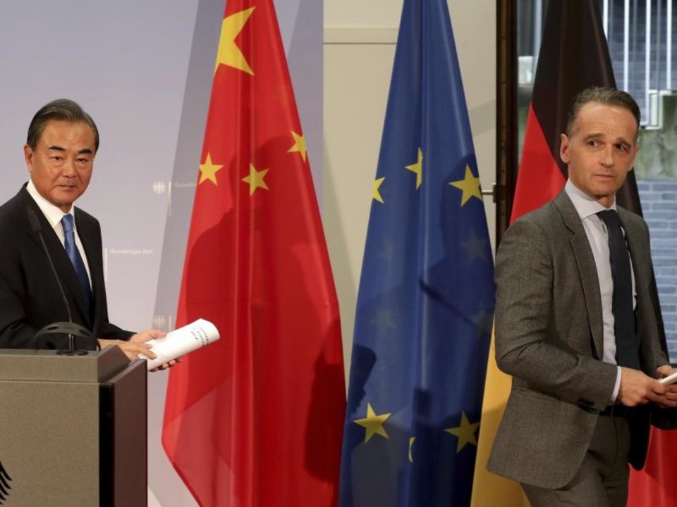 Maas und Wang Yi Berlin Pressekonferenz 2020.jpg