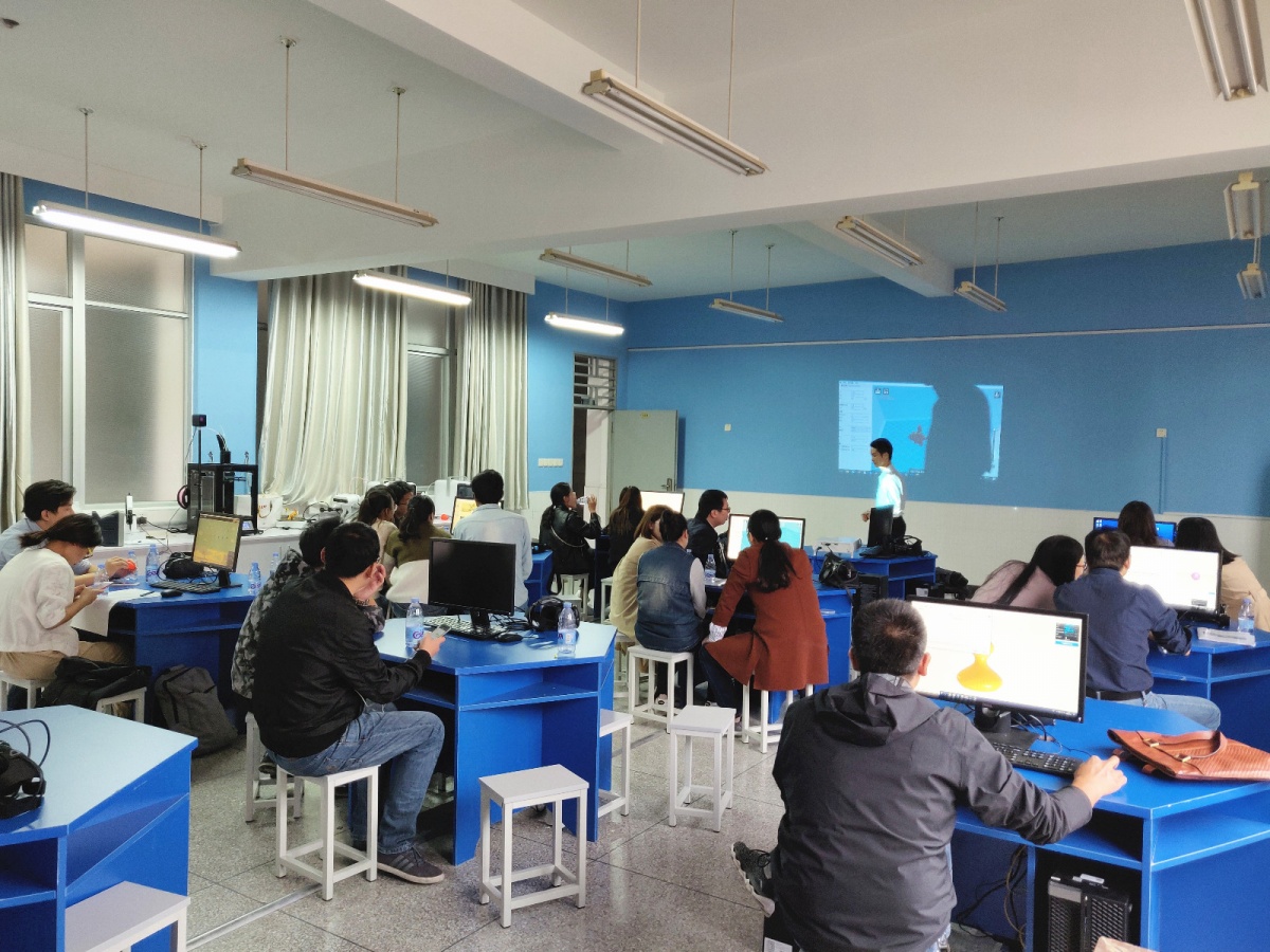 微信图片_20181206141451.jpg 微信图片_20181206141451.jpg