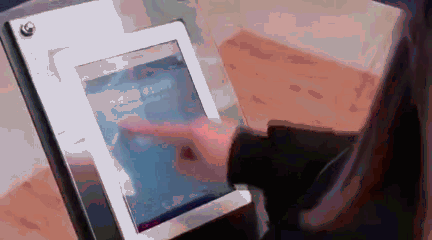 甩屏簽到.gif