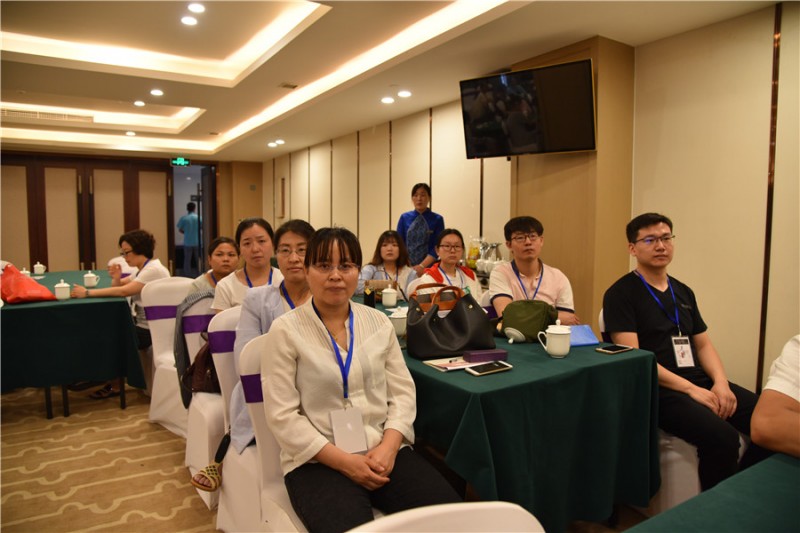 学员听课2.jpg