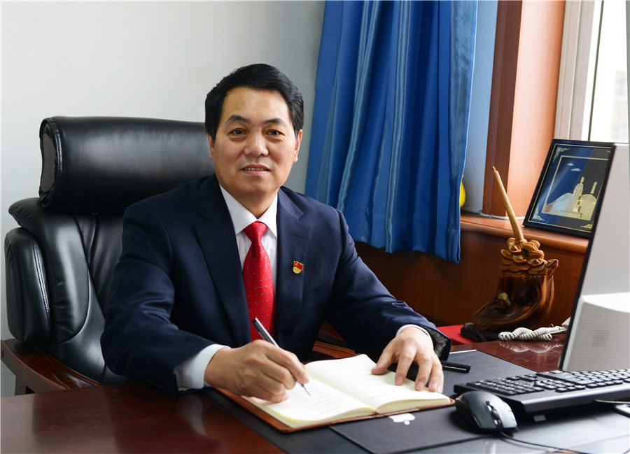 牛院长工作照.JPG