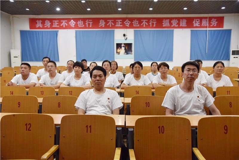 观看红剧2.jpg